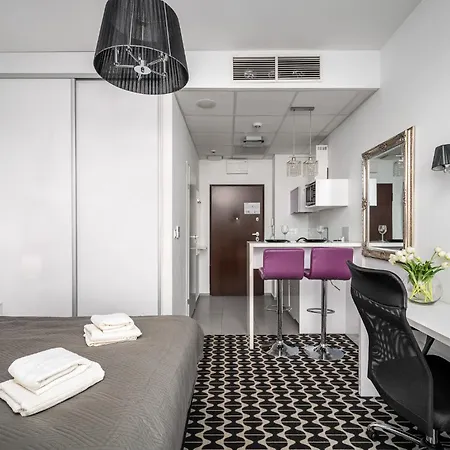 Kasprzaka 31 By Perfect 1030 *